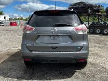 2015 NISSAN ROGUE SV EDITION | AWD | LOW KMS - Photo 5
