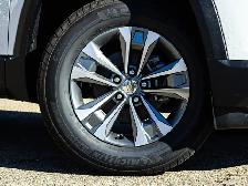 2027 Chevrolet Equinox AWD LT - Photo 5