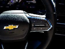 2027 Chevrolet Equinox AWD LT - Photo 23