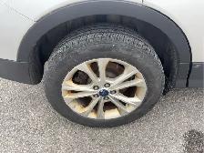 2017 Ford Escape - Photo 24