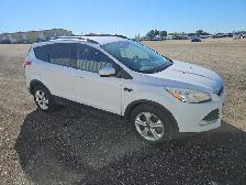 2014 Ford Escape - Photo 2