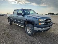 2006 Chevrolet Silverado 2500HD - Photo 2