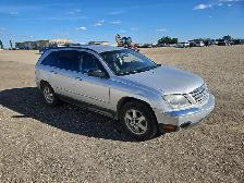2005 Chrysler Pacifica - Photo 2