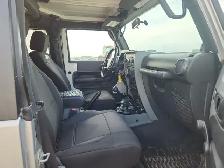2010 Jeep Wrangler - Photo 15