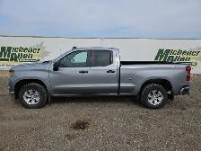 2023 Chevrolet Silverado 1500 - Photo 2