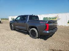 2024 Toyota Tundra - Photo 3