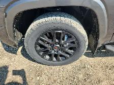 2024 Toyota Tundra - Photo 10