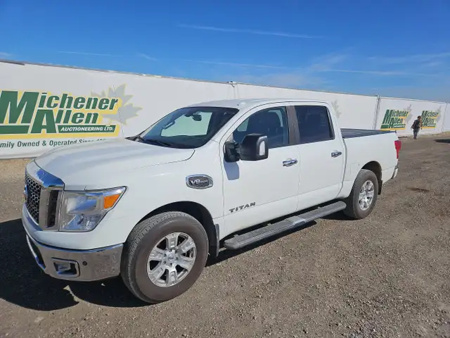 2017 Nissan Titan