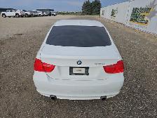 2010 BMW 3 Series - Photo 6