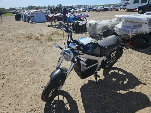 2022 Horwin CR6