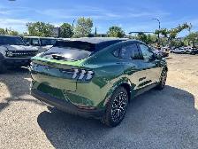 2026 Ford Mustang Mach-E Premium - Photo 23