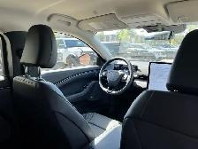 2026 Ford Mustang Mach-E Premium - Photo 25