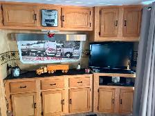 2006 Keystone Hornet 33ft - Photo 5