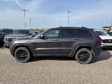 2020 Jeep Grand Cherokee Altitude - Photo 2