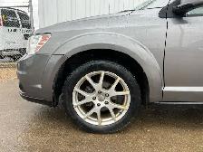 2012 Dodge Journey R/T AWD | Command Start | Heated Seat - Photo 10