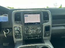 2023 Ram 1500 Classic Express | 5.7L V8 | No Accidents - Photo 4