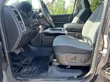 2023 Ram 1500 Classic Express | 5.7L V8 | No Accidents - Photo 13