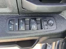 2023 Ram 1500 Classic Express | 5.7L V8 | No Accidents - Photo 16