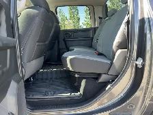 2023 Ram 1500 Classic Express | 5.7L V8 | No Accidents - Photo 17