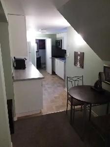 Brock #316 2 min/walk $575 JAN.-April, Aug.Quiet MALE ONLY - Photo 9