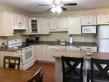 Quiet spacious 2bedroom with washer dryer storage room for Oct.1 - Photo 2