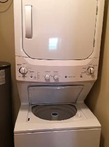 Quiet spacious 2bedroom with washer dryer storage room for Oct.1 - Photo 7