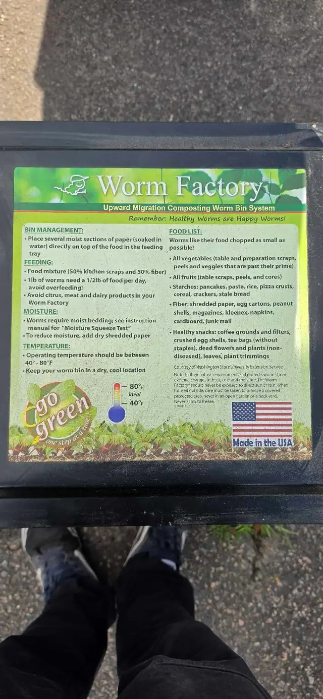 Worm Factory / Composting Worm Bin System