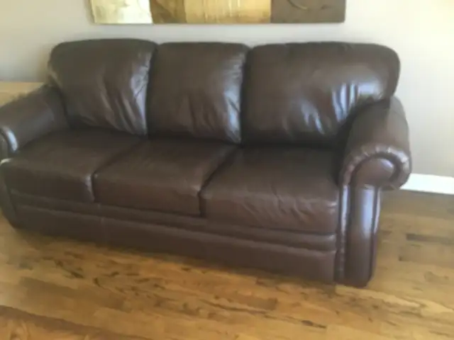 Upper Room Genuine leather 3-Seater Sofa