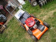 Husqvarna  21inch Self-Propelled gas   Lawnmower.