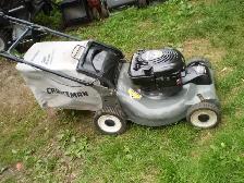 CRAFTSMAN   21inch Self-Propelled gas   Lawnmower. - Photo 3
