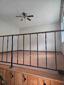 3 Bed 1 Bath Unit FOR RENT in Duplex in Beautiful Strathroy ! - Photo 2