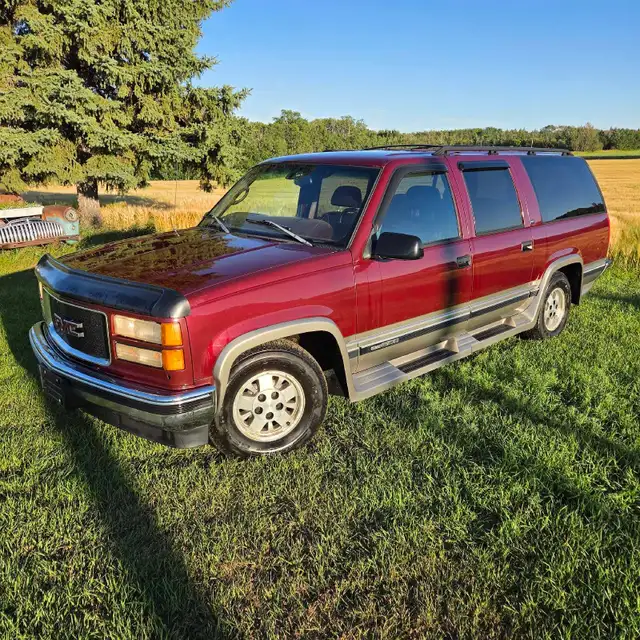 1999 GMC Suburban 2wd