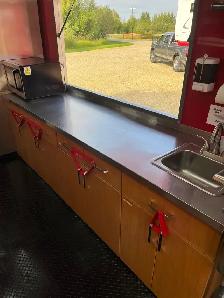 2013 23 ft custom built mobile Kitchen - Photo 10