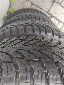 225-60R18x4 pneus hiver Nokian Nordman comme neufs. - Photo 2