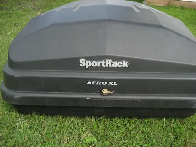 Sport Rack Aero XL car top carrier