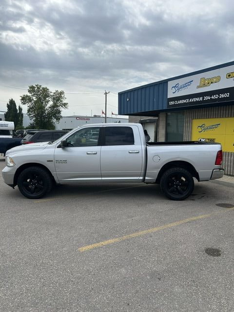 2017 Ram 1500 SLT
