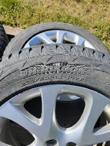 Tires on rims. - Photo 3