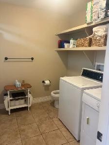 Granny Suite for rent in quiet Hampton neighbourhood! - Photo 7