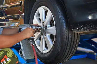 job available for tire shop helper in Brampton