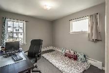 Beautiful Two Bedroom Apartment in the Heart of Fairview - Photo 5