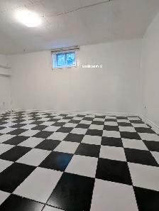2-Bedroom Walkout Basement Apartment, All-Inclusive & Private - Photo 5