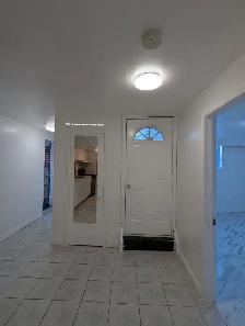 2-Bedroom Walkout Basement Apartment, All-Inclusive & Private - Photo 9