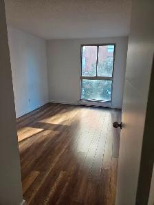 Newly renovated 4.5 in Cote St-Luc - Photo 3