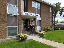Safe & Quiet Downtown Lloydminster 2 bedroom.