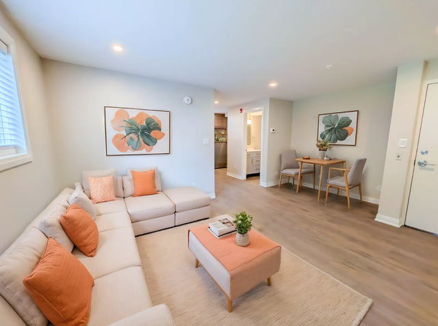 3865 Front St, Niagara Falls - Waterfront 1 Bedroom Apartment