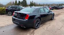 2022 CHrysler 300S - Photo 4