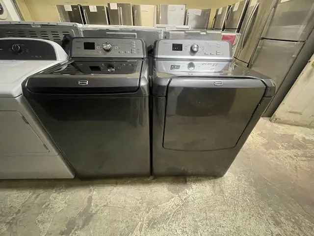 Laveuse sécheuse top load grises grande capacitée Maytag