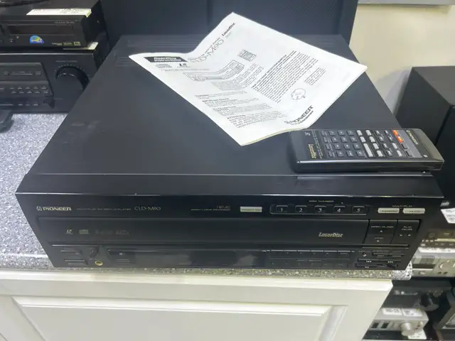 Pioneer CLD-M90 5 CD Laserdisc Player With Remote