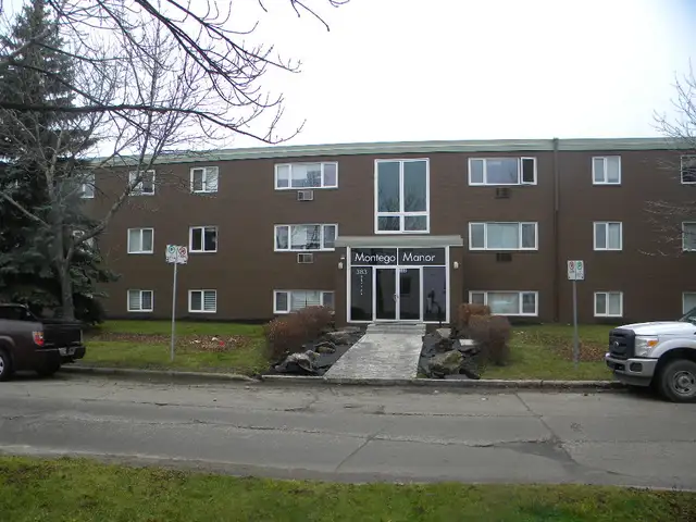 MONTEGO MANOR 383 GERTRUDE AVE LG 1BR AVAILABLE