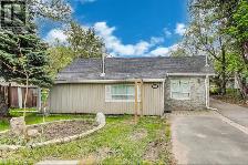 House Rental - East Gwillimbury ( Woodbine/404)3 Bed   2 Bath - Photo 2